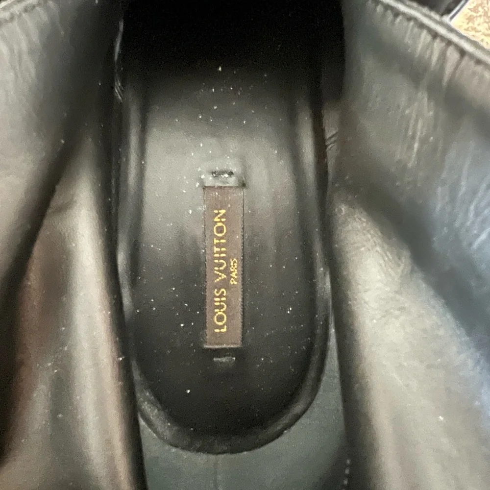 Louis Vuitton size 39